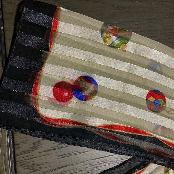 EUC Liz Claiborne Christmas Ball Scarf - Picture 8 of 14